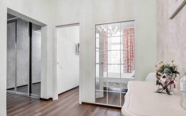 Krasivyi v stile "Provans" u morya v ZhK "Barselona Park" Apartment