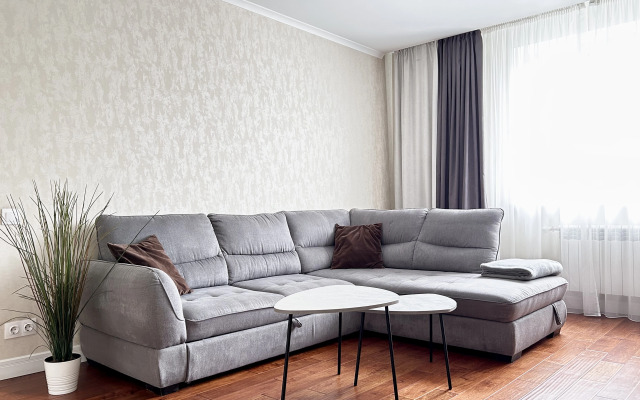 Квартира Просторная 2-х комнатная близ острова Канта