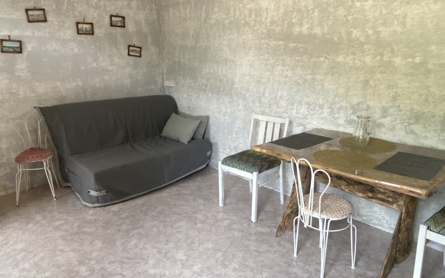Zelyonaya Private House