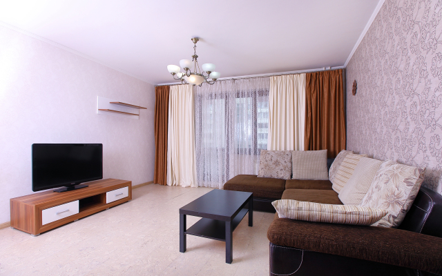 Kвaртирa в стиле минимaлизм с живописным видом нa паpк Сaды мечты