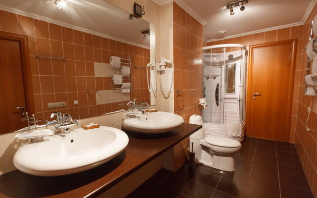 GreenApple Resort Hotel