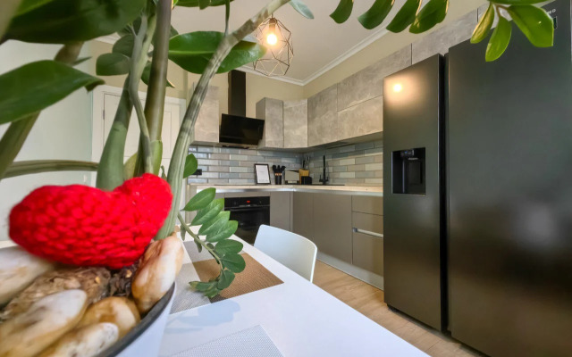 Dizaynerskaya U Krokus Ekspo Flat