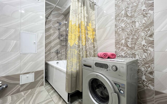 Yevro 3-komnatnaya Krylova 2e-73 Ulan-Ude 41 Kvartal Kakdoma Flat