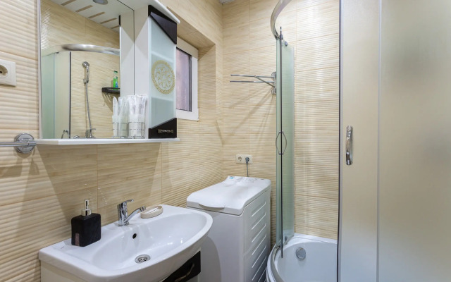 2-Komnatnye V Taunkhause S Garazhom V Kudepste Apartments