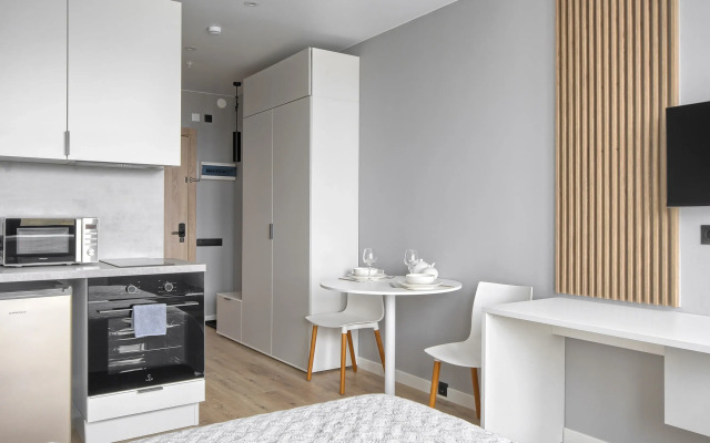 Myhome Yourhome V  Apart Komplekse 25k7 Zanevskiy