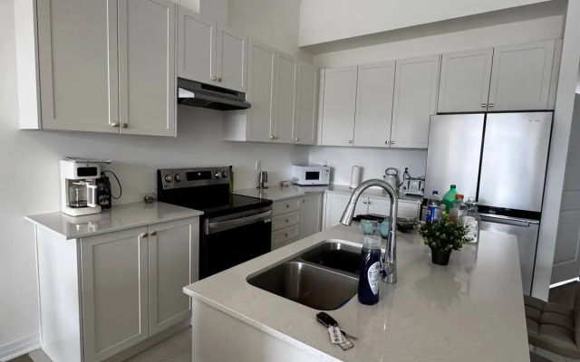 Globalstay Spacious 3BR Townhouse in Midland Private House