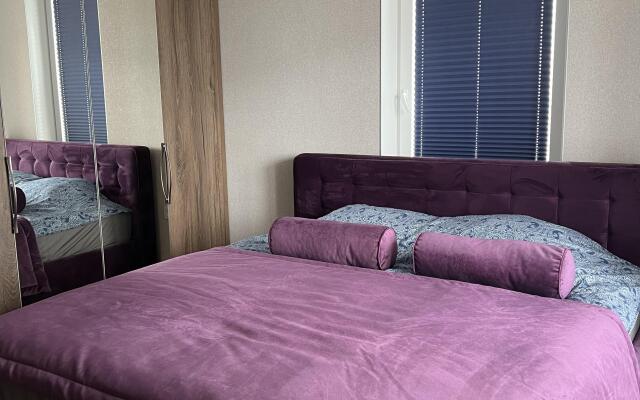 Prestizh Komfort S Vidom Na Gorod Apartments