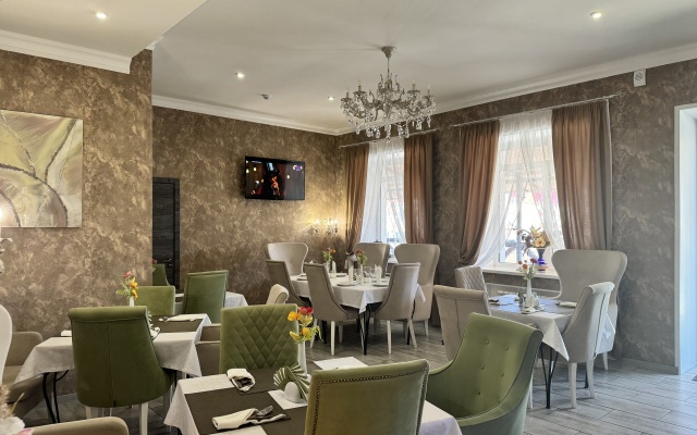 Viktoriya Hotel