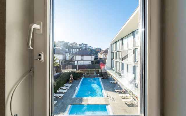 Апартаменты с Видом с Подогреваемый Бассейн +30⁰