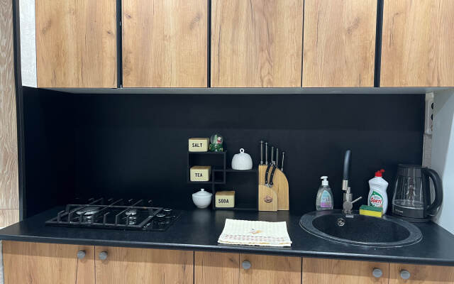 U morya Golubye Dali Flat