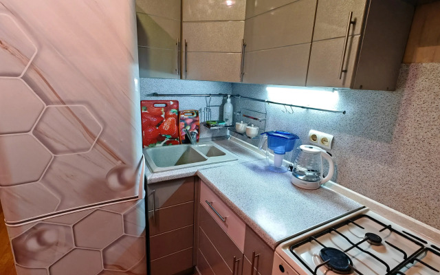 Odnokomnatnaya Okolo Metro Davydkovo 2 Minuty Peshkom Flat