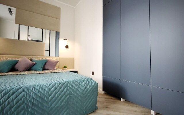 Renta27 na beregu Amura vblizi TC Brosko Moll Flat