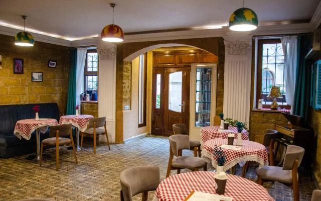 Qala Boutique Hotel