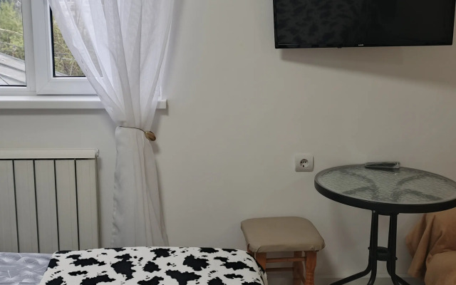 Mango Guest House