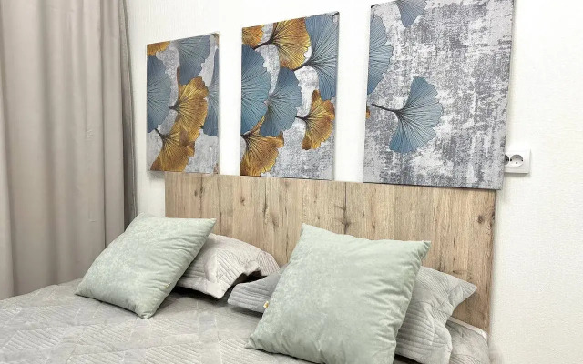 Апартаменты EasyGuest с лоджией в ЖК Стрижи