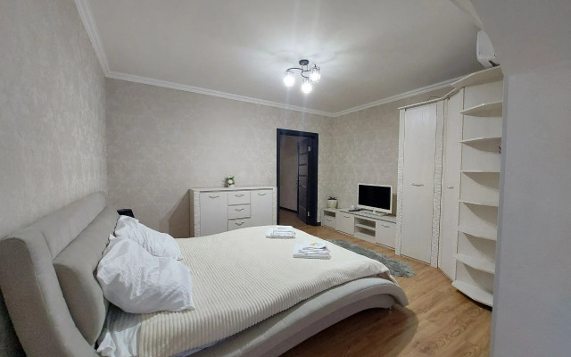 Sutkiru V Kurortnoy Zone Flat