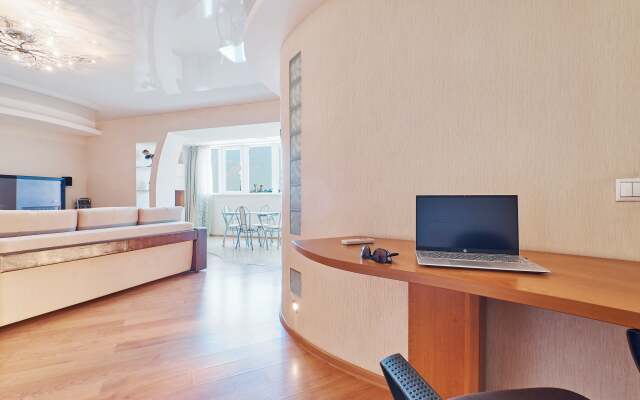 Апартаменты Петровские на Розы Люксембург 19