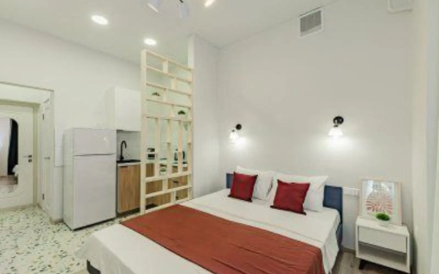 Квартира СтудияХаус с балконом и рядом с метро