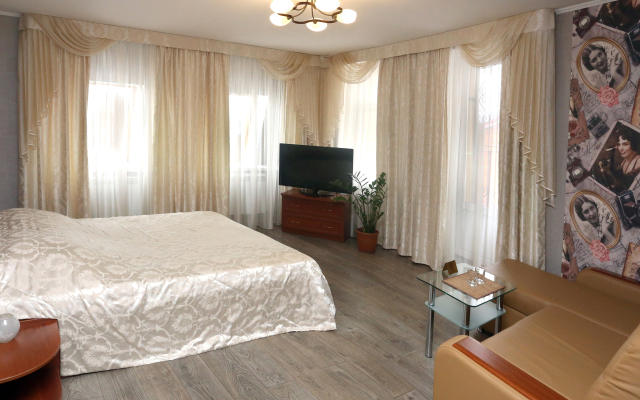 Гостиница на Пристанской