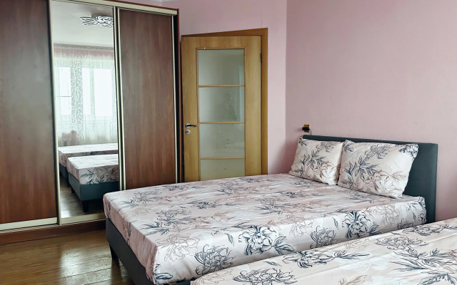 Квартира Двухкомнатная с Видом на Монастыри