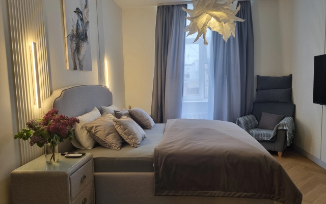 Tihaya kvartira v centre delovoj zhizni Flat