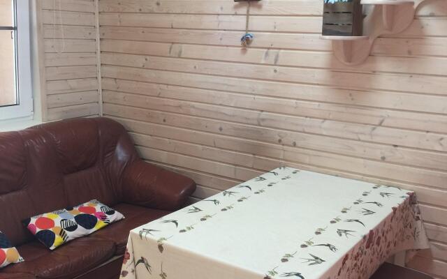 Uyutny Guest House