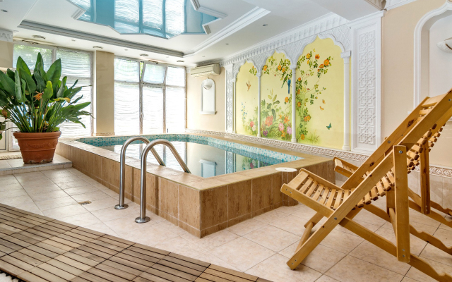 Bon Maison  Boutique Hotel