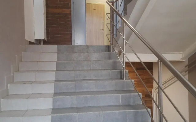 Dvukhurovnevaya Studiya V Moskve Flat