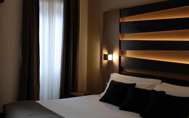 Hotel Trevi