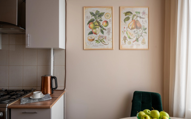 Квартира двухкомнатная Queenstay БотаникАрт рядом с НМИЦ имени Рыжих