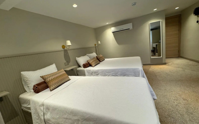Astro Suites Hotel