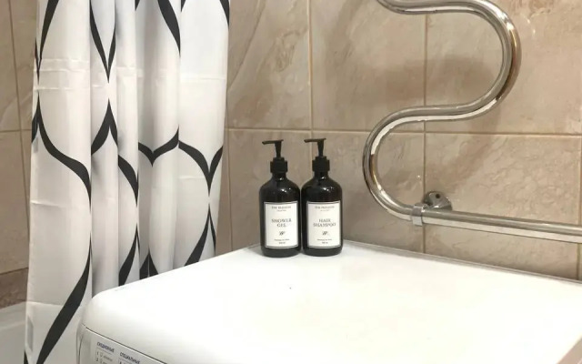 Dvukhkomnatnaya Blizko K Zhd Flat