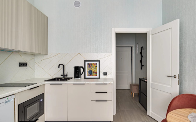 Квартира Современная студия на 18м этаже в центре