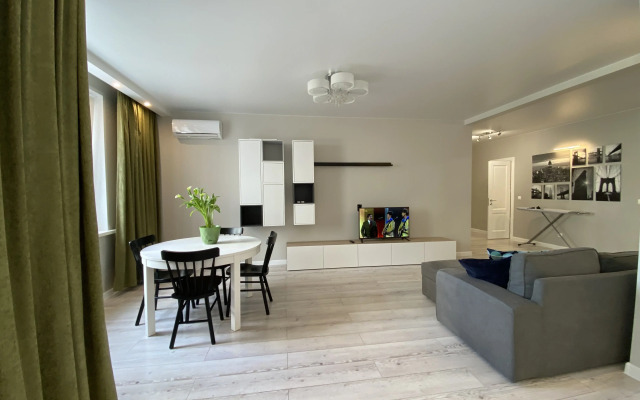 Квартира Комфортная на Бориса Домашникова 22