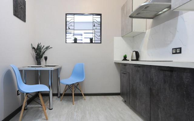 Studiya U Yablonevogo Sada Flat