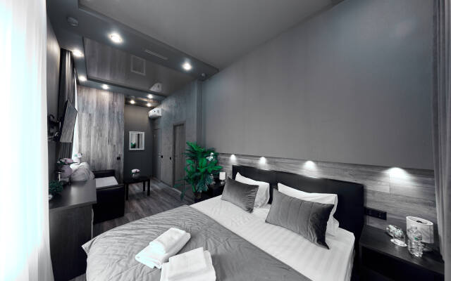 Royal Hotel
