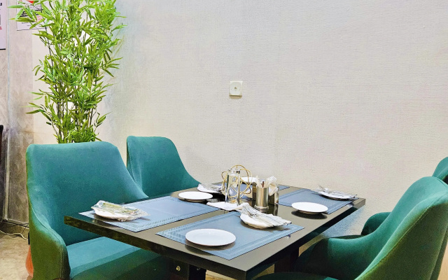 Отель Reiz Continental Abuja