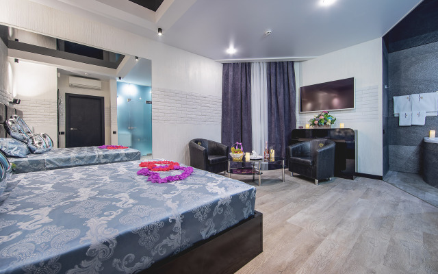 Aleks Na Zhukovskogo Hotel