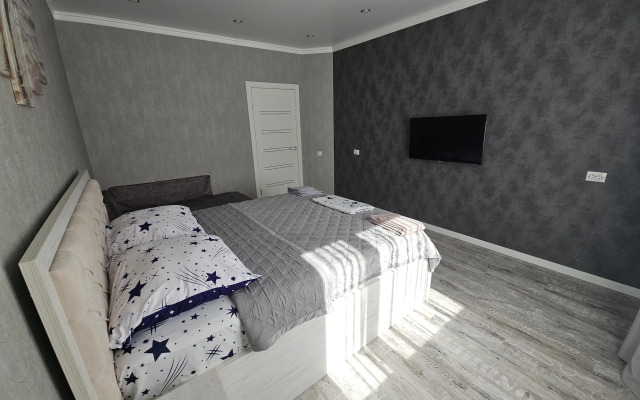 Na ulitse Tukhachevskogo 27/4 Flat