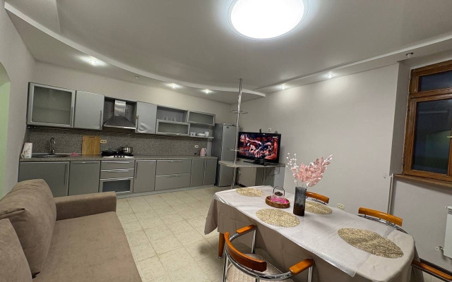 Частный дом Дом в парке