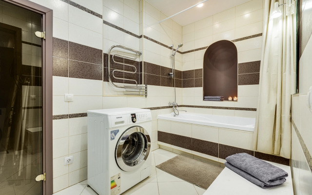 Квартира Трехкомнатная с Видом на Фонтанку