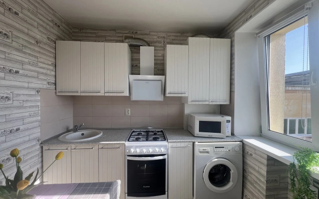 Ryadom S Avtovokzalom Flat