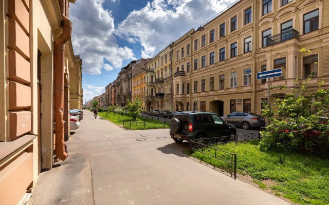 1-Komnatnaya V Serdtse Peterburga Flat
