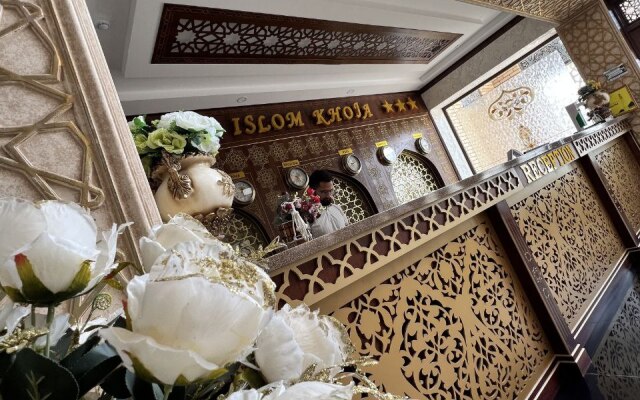 Said Islom Khoja Hotel