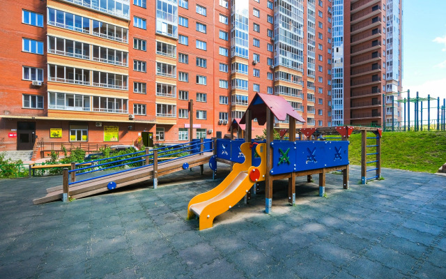 Kvartirka-Nsk Na Ul. Startovaya 1 Flat