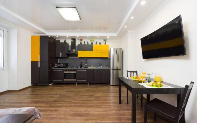 Raidas na Oranzhereynoy 21-1 Flat