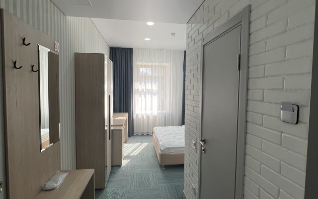 Boulevard Hotel