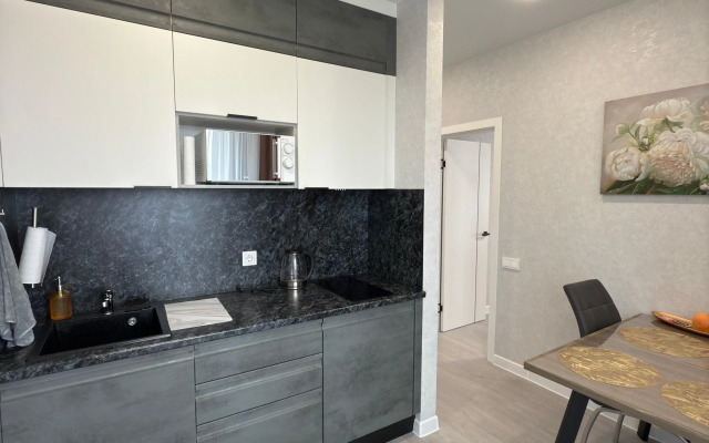 S sovremennym remontom Flat