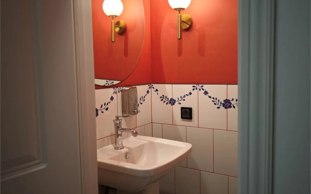 Меблированные комнаты Гости Любят на Жуковского