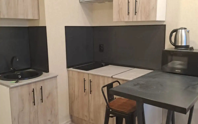 Studiya na 4 etazhe Apartments